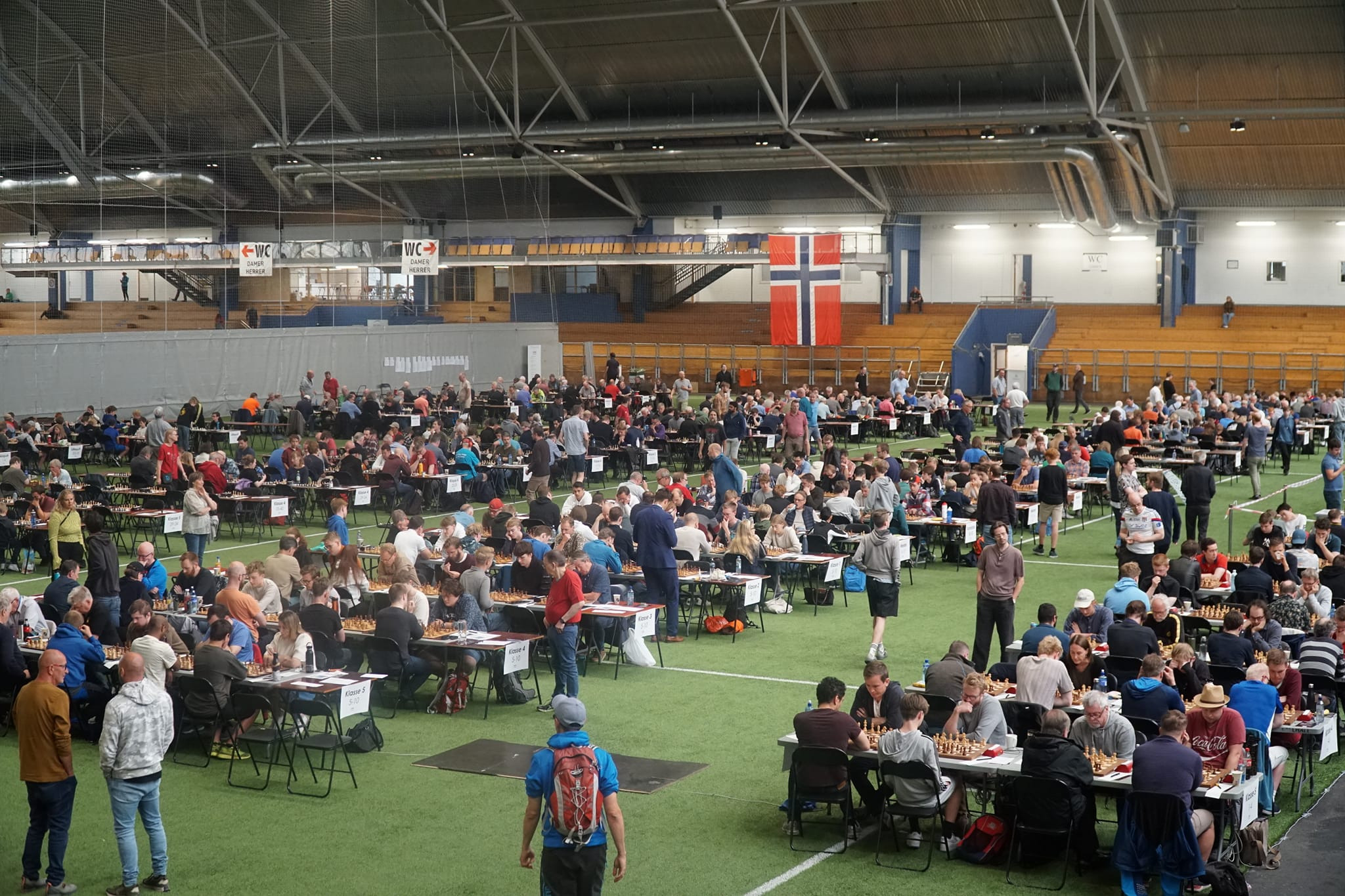 Landsturneringen i Oslo samlet 686 deltakere, blant dem fem fra klubben vår pluss en dommer. Foto: Anniken Vestby/SjakkTromsø