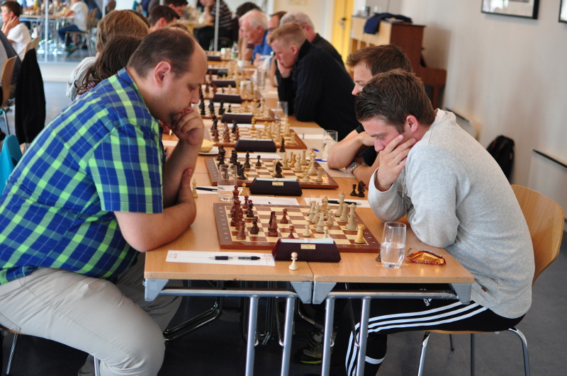 GM Maxim Turov og FM Joachim B. Nilsen